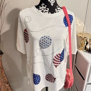 Peach Love California White Red Blue Baloon Sequin T-Shirt Relaxed Fit